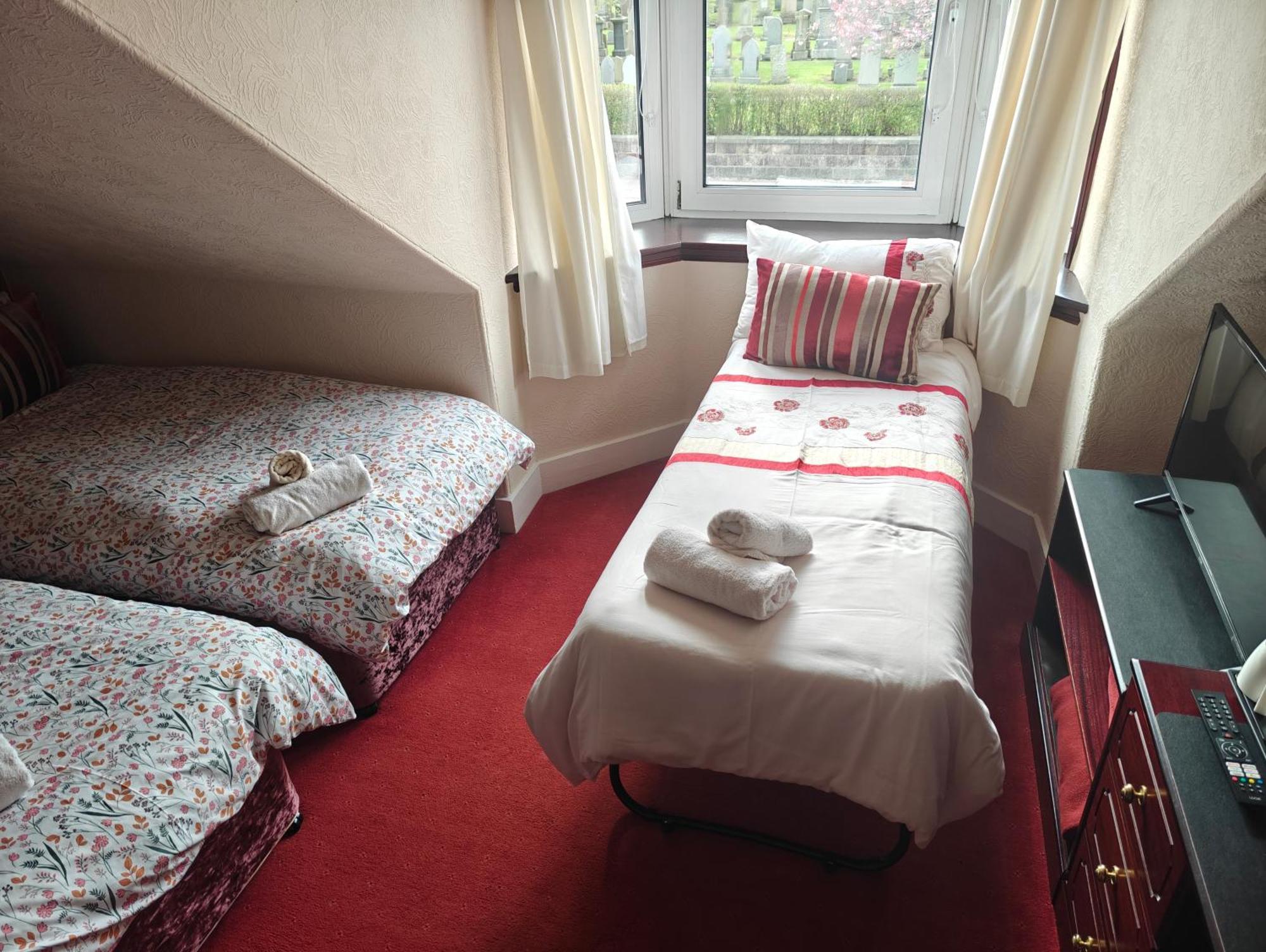 The Jays Guest House Aberdeen Exteriör bild